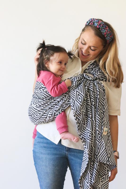 Zubu%20Ring%20Sling%20-%20Geometric%20Black%20-%20Babysling