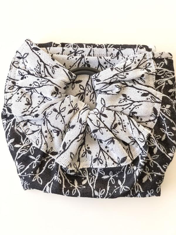 Zubu%20Ring%20Sling%20-%20Spring%20Branch%20Black%20-%20Babysling